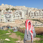Haaretz: Coloni usano zone sicurezza per espropriare terra palestinese