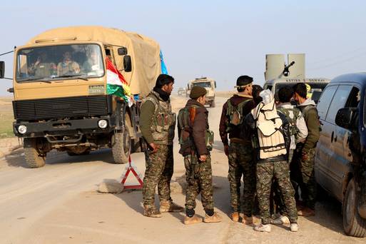 Combattenti kurdi del Pkk a Sinjar a fine 2014 (Foto: REUTERS/Massoud Mohammed)