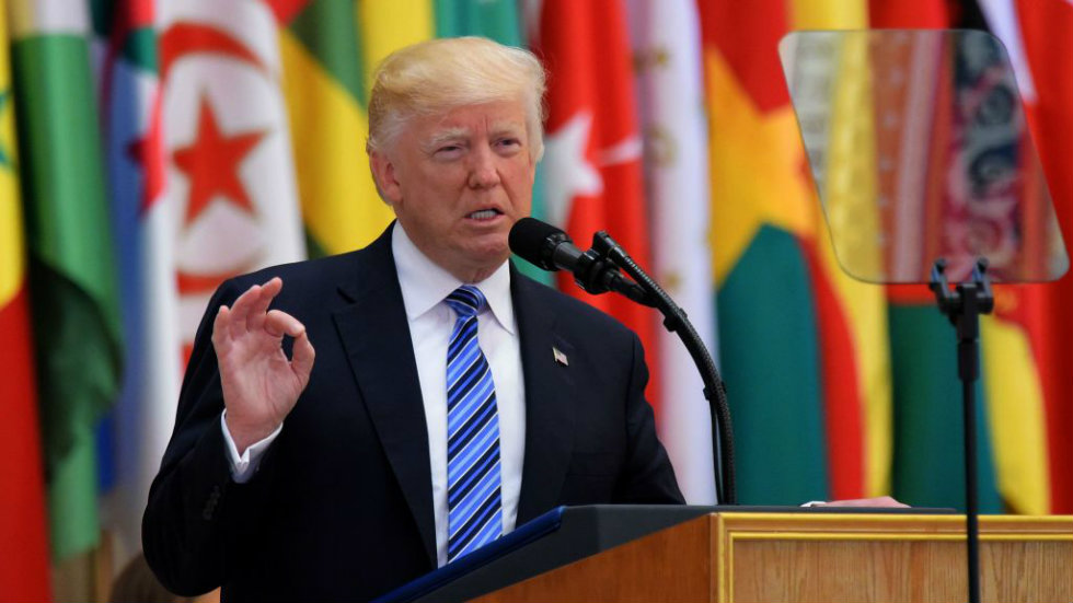 Il presidente Trump durante il discorso a Riyadh il 21 maggio 2017 (Fonte: The Hill)